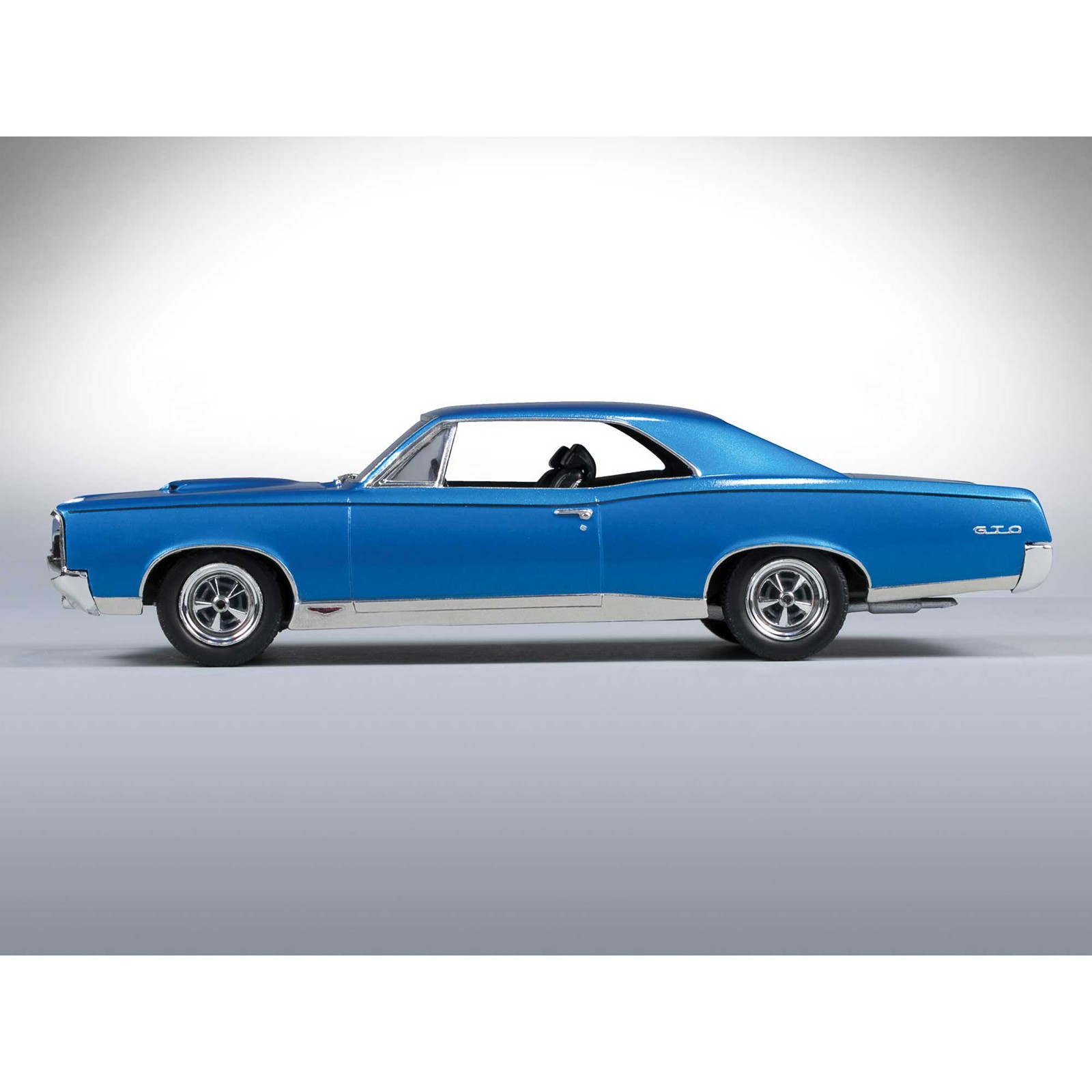 MPC 1/24 1967 Pontiac GTO MPC710 Plastics Car/Truck 1/24-1/25