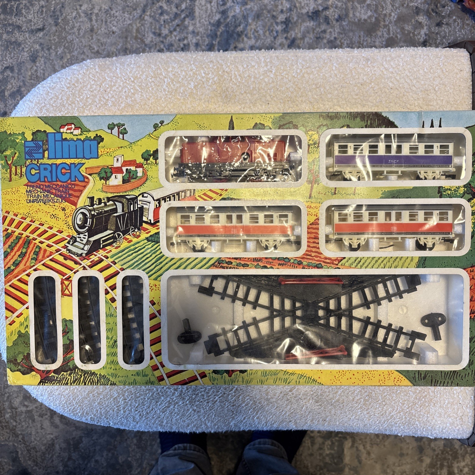 Vintage LIMA CRICK Wind Up Mechanical Train Set + Tracks 9960 w/ Box – Works!