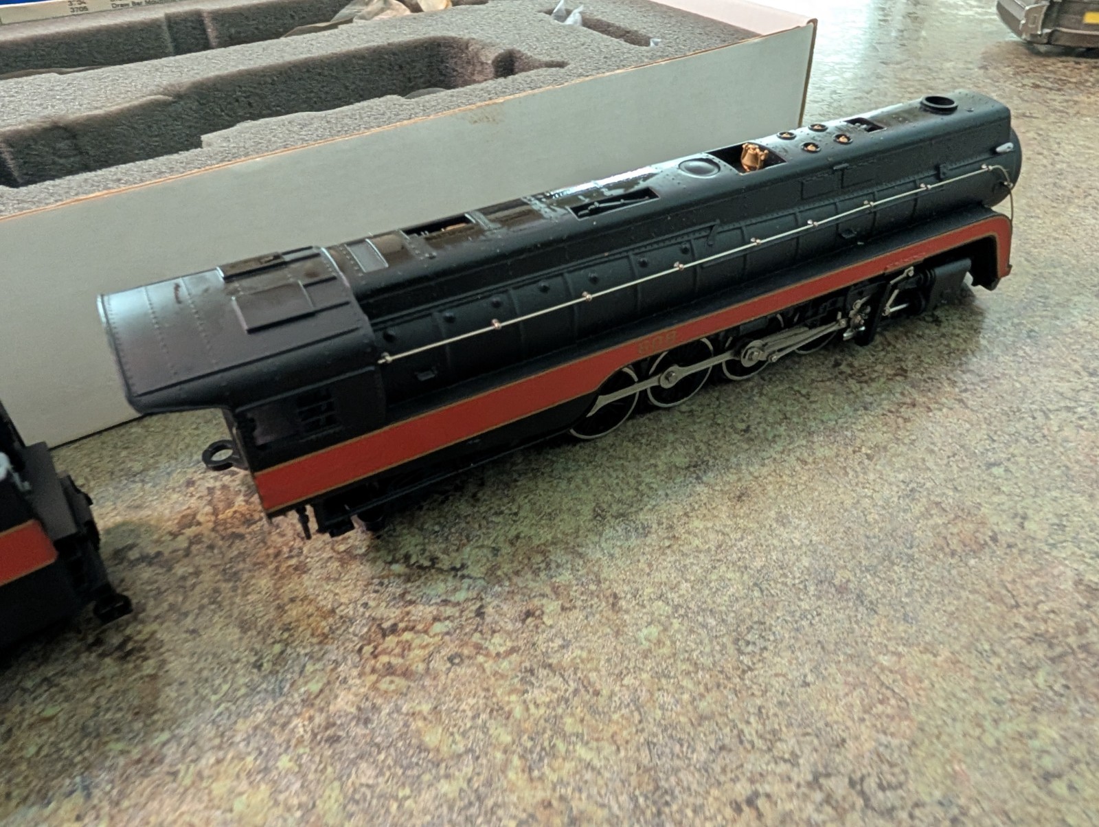 Bachmann Plus Class J 4-8-4 No. 11315 Norfolk & Western Locomotive & Tender