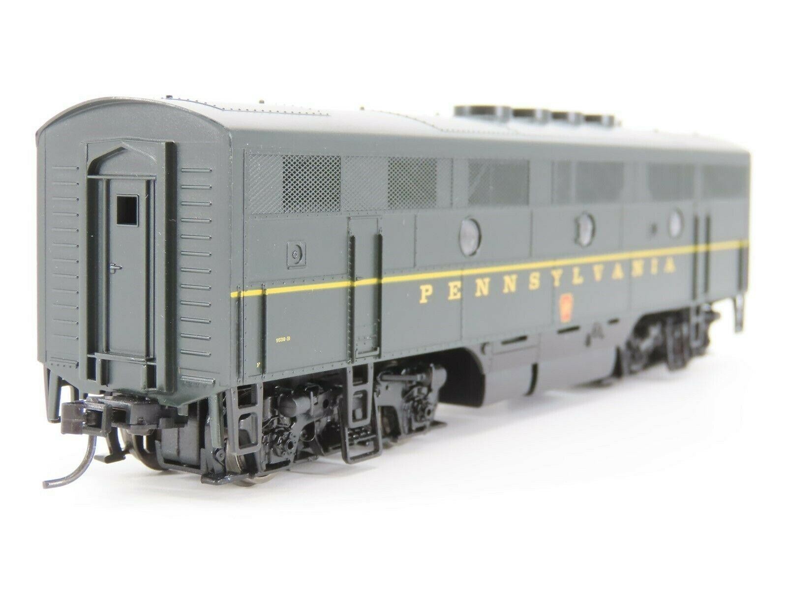 HO EMD F3B PRR Pennsylvania (Powered) DC NIB NOS # 23969