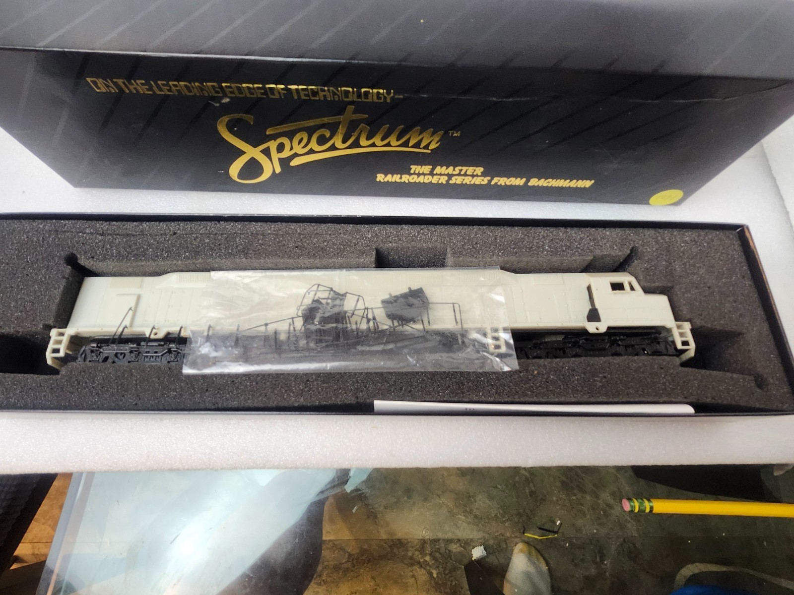SPECTRUM THE BEST BACHMAN DD40AX UNLETTERED MAKE IT A CENTENINAL