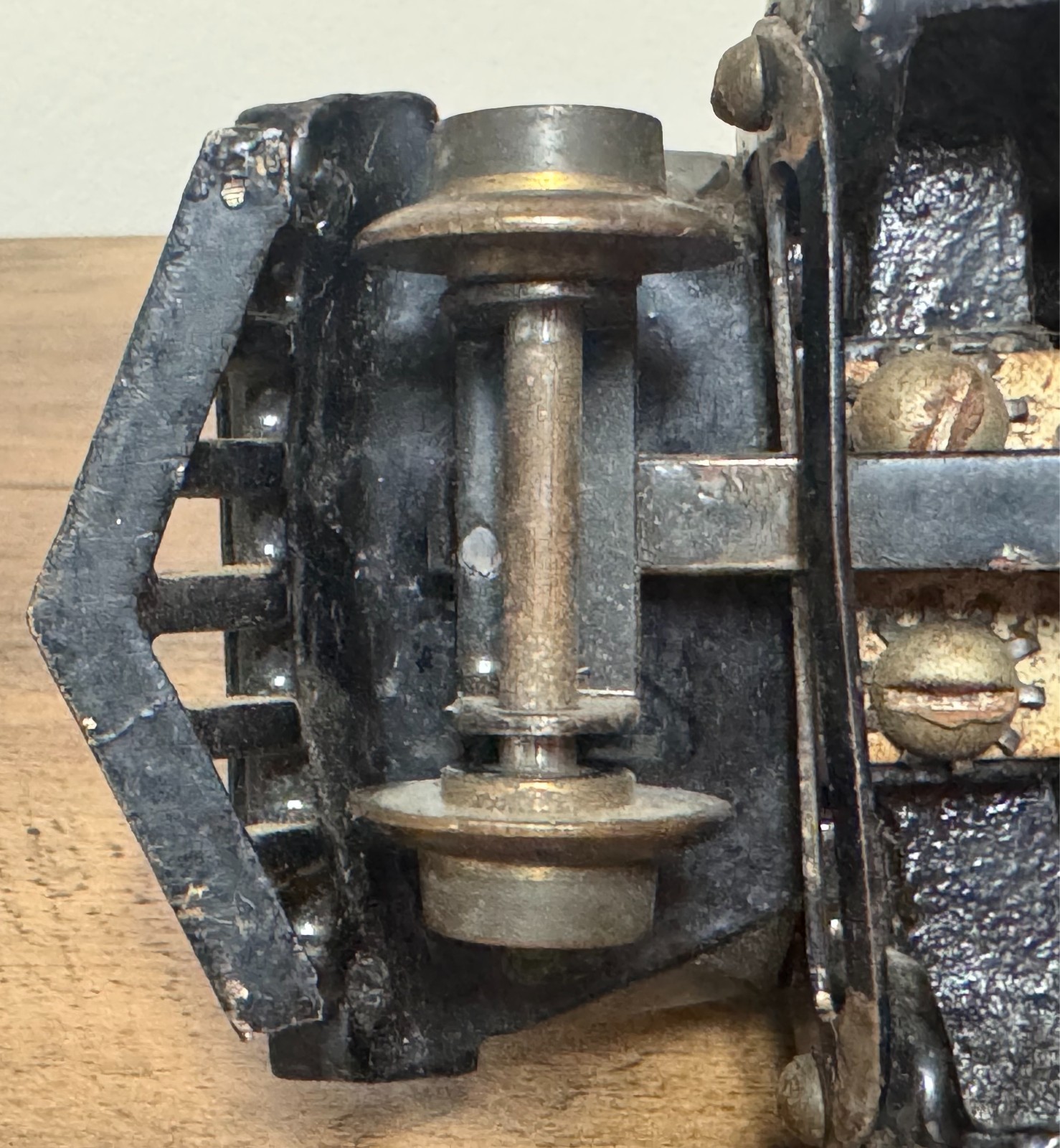 American Flyer Prewar O Gauge Cast Iron Locomotive Engine Needs Repair