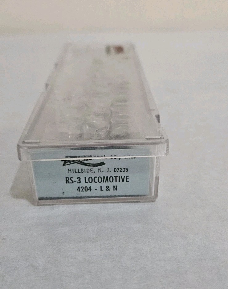 Atlas N Scale RS-3 Locomotive L & N Road#118