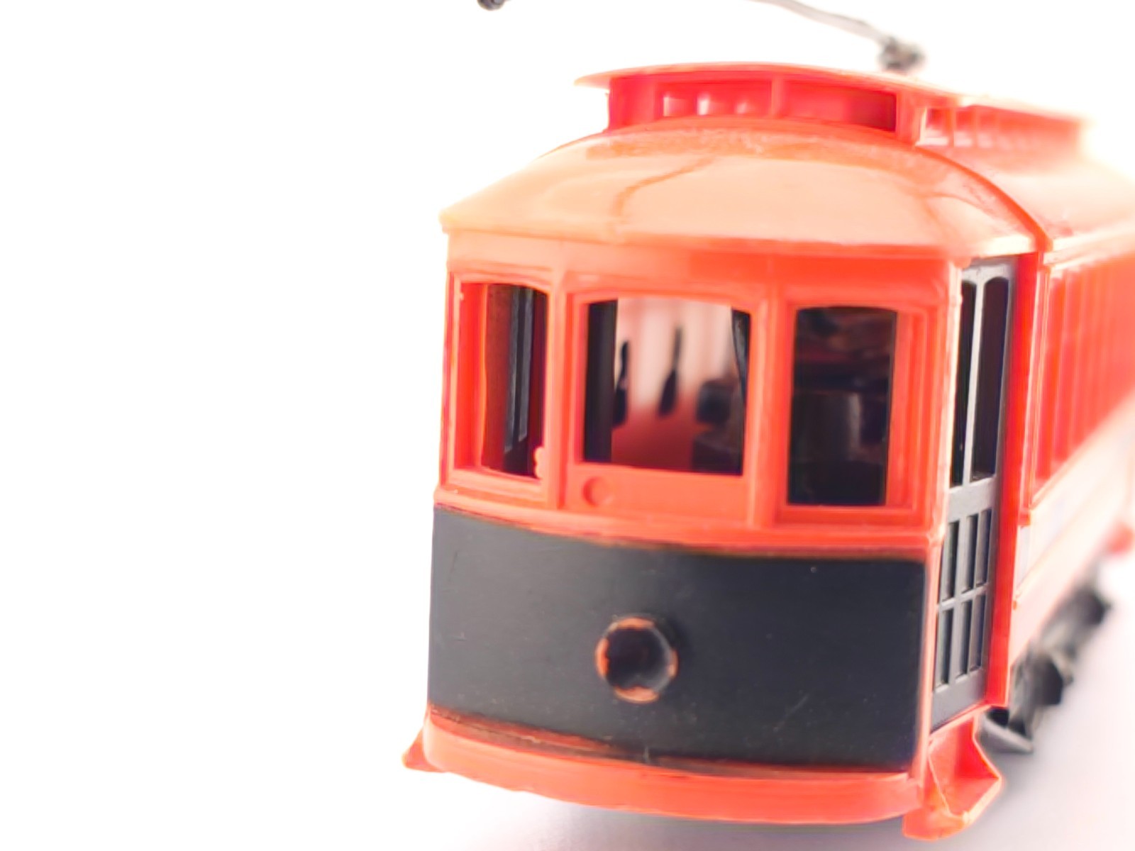 *READ* Tyco HO Scale Broadway Trolley Car #137 Model Railroad Train Car RUNS