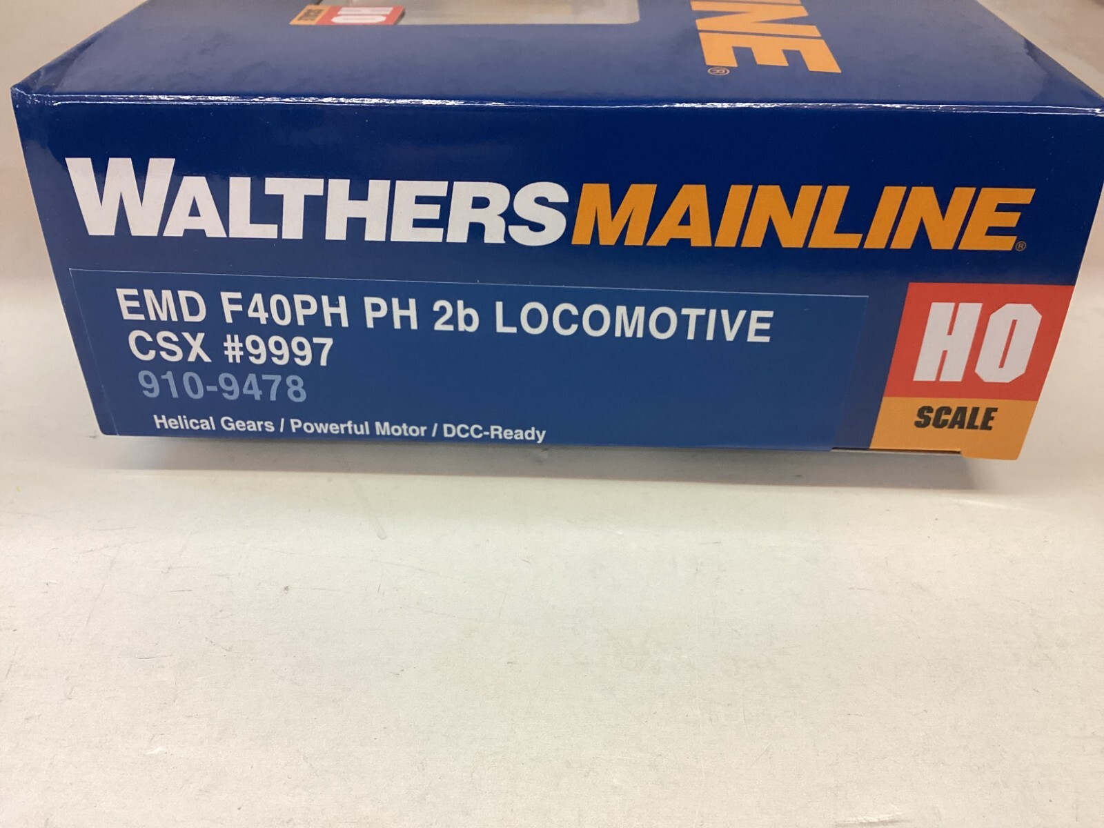 Walthers Mainline #910-10478 HO scale “CSX” GP9 Ph II DCC/Sound READY Rd.#9997