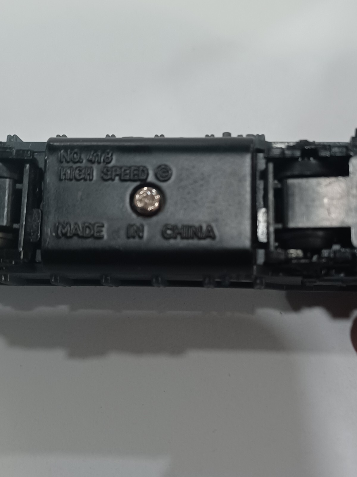 Southern Pacific 9725 N Scale Dummy Locomotive, High Speed #418 EMD GP35