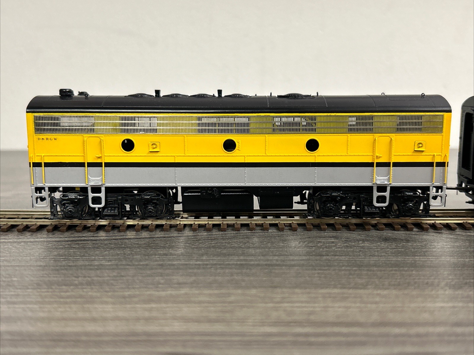 Oriental Limited HO Brass F9AB Diesel Locomotive Set D&RGW Factory Painted/LNIB!