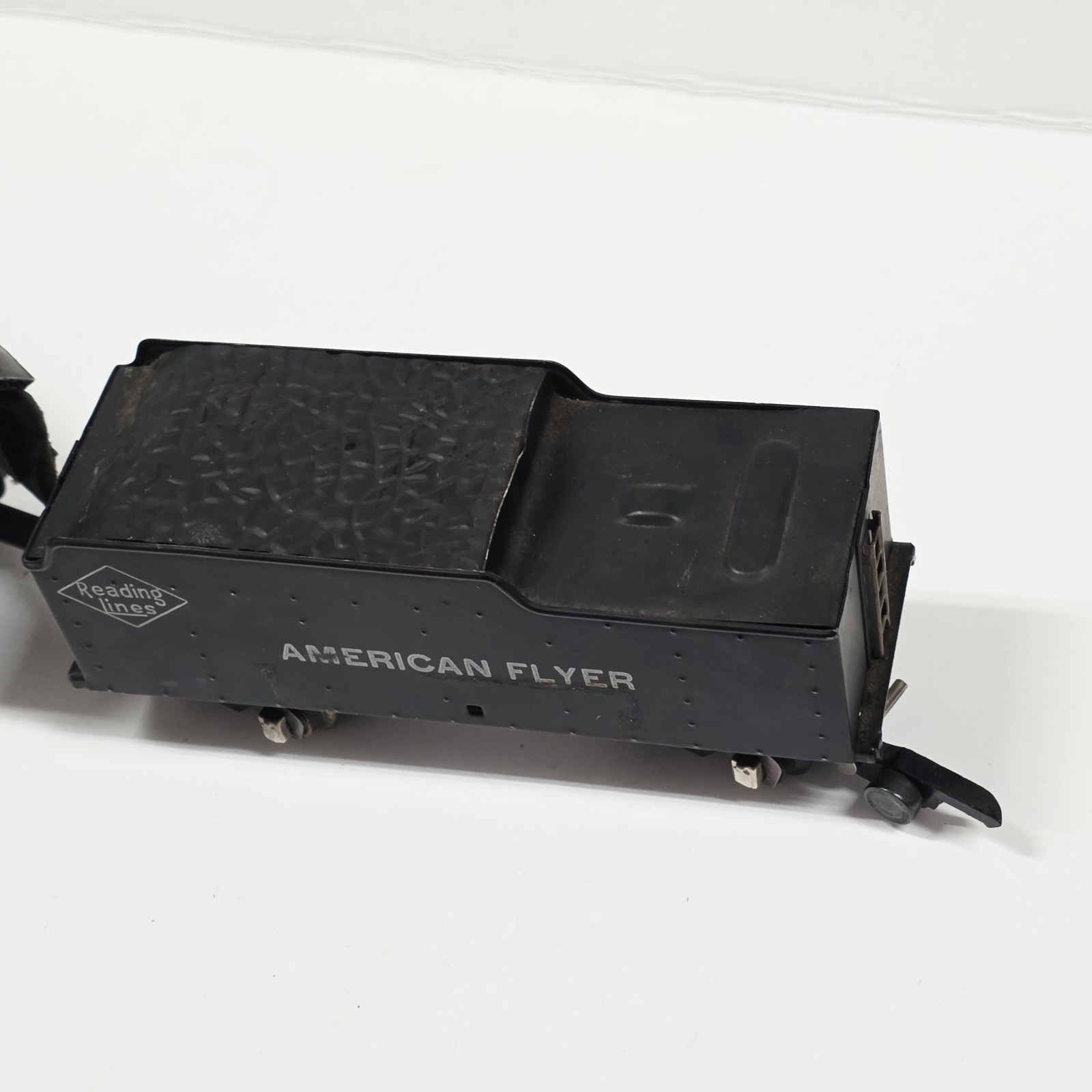 AMERICAN FLYER 302 S-GAUGE STEAM LOCOMOTIVE READING LINES