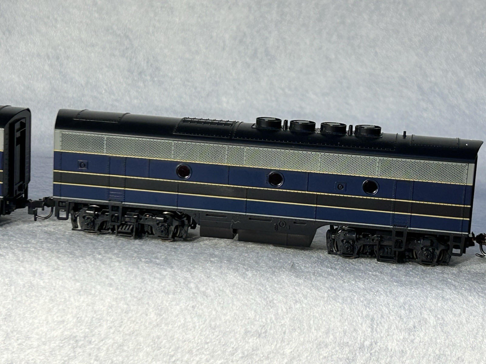 Regal Stewart/KATO B &O F-3 A/B/A Phase 2 Set, A’s Powered, B Unpowered HO