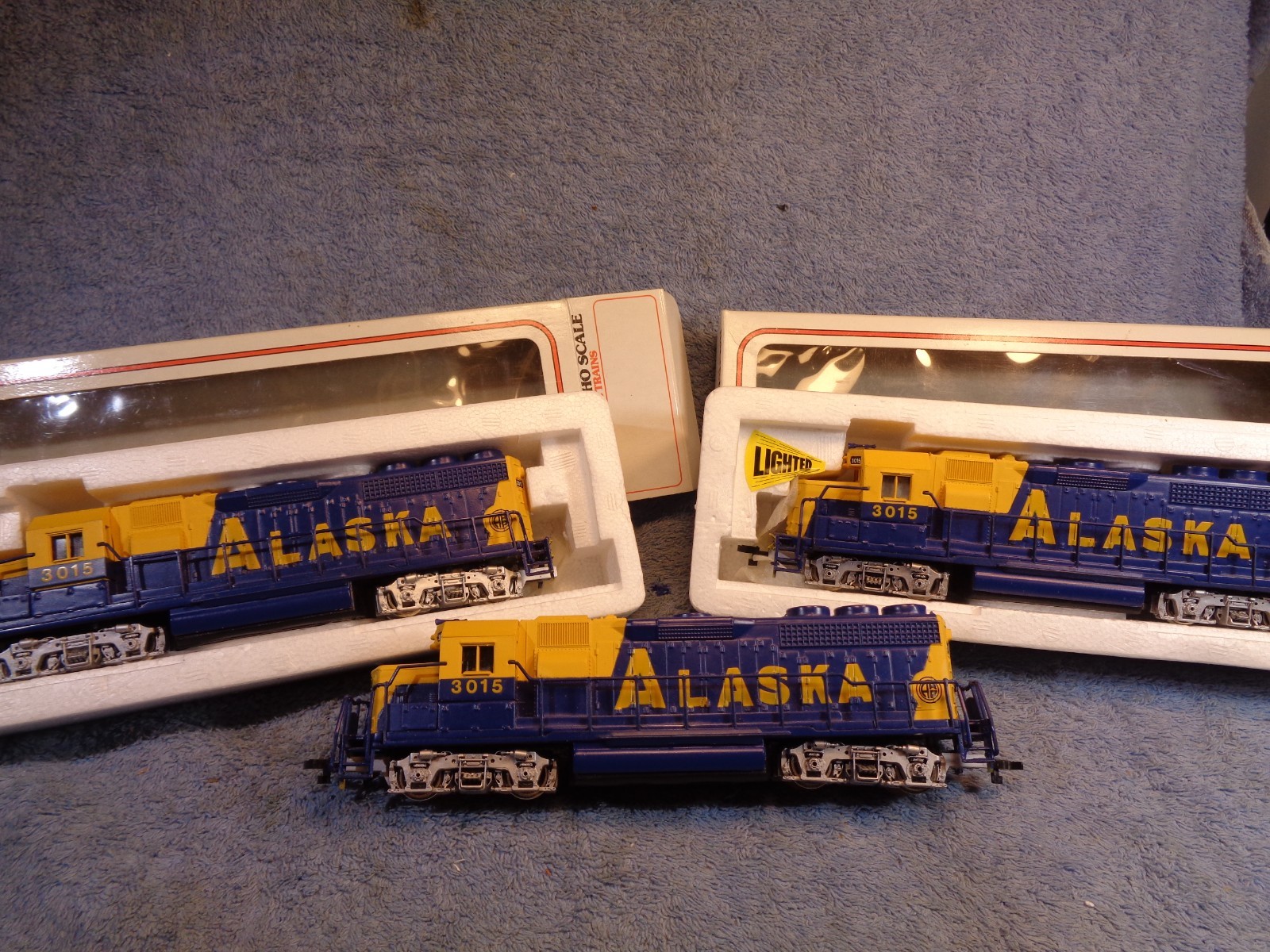 Vtg ALASKA RR ARR BACHMANN HO Model Train # 3015 Locomotive Lot Blue & Yellow