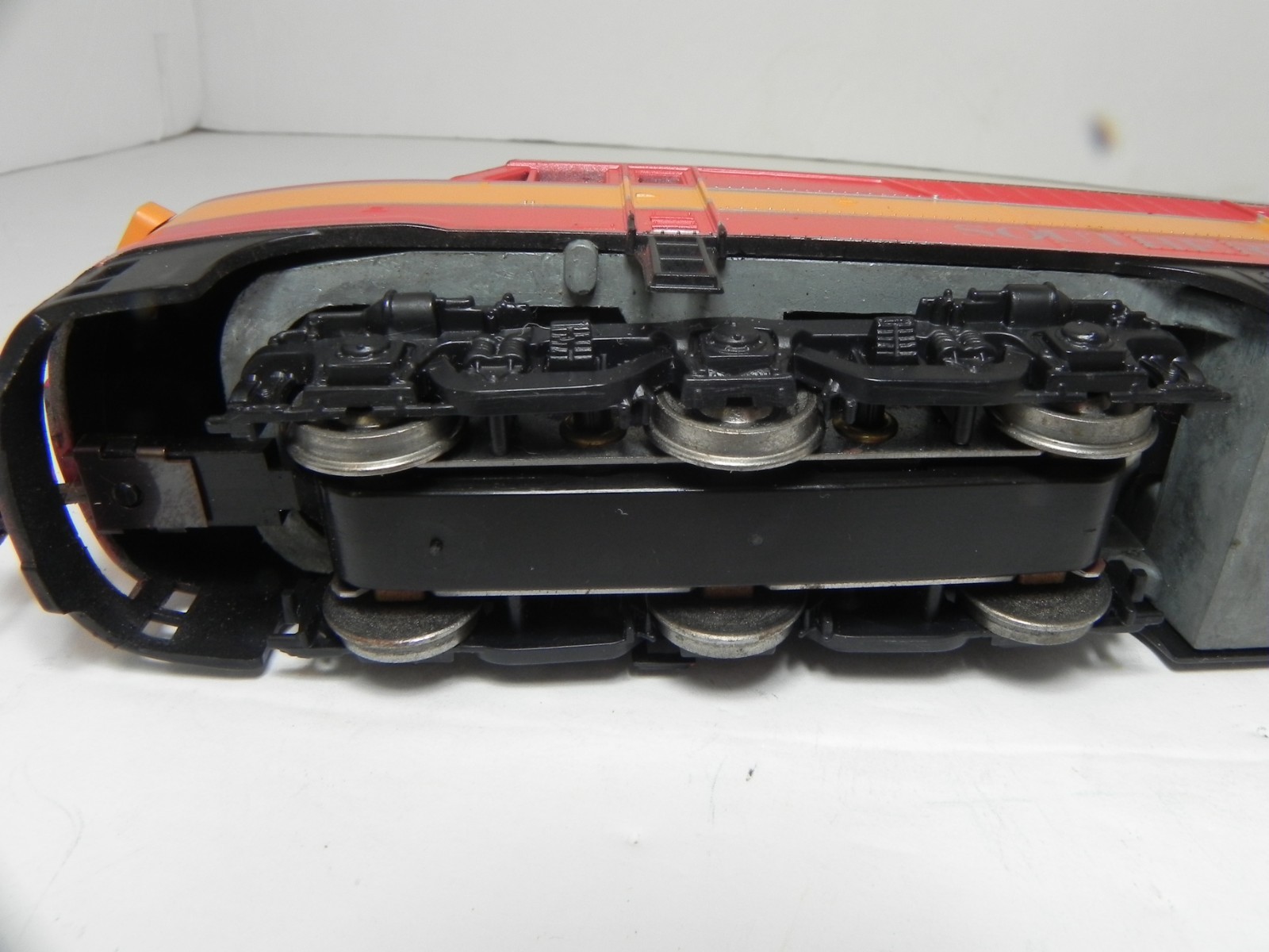Athearn HO Scale PA-1 Powered Locomotive Soutern Pacific No. 6009