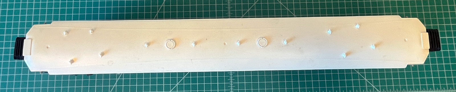 J&M Models Gauge 1 Spur 1 British Pullman First Class Parlour Car – “Zena”