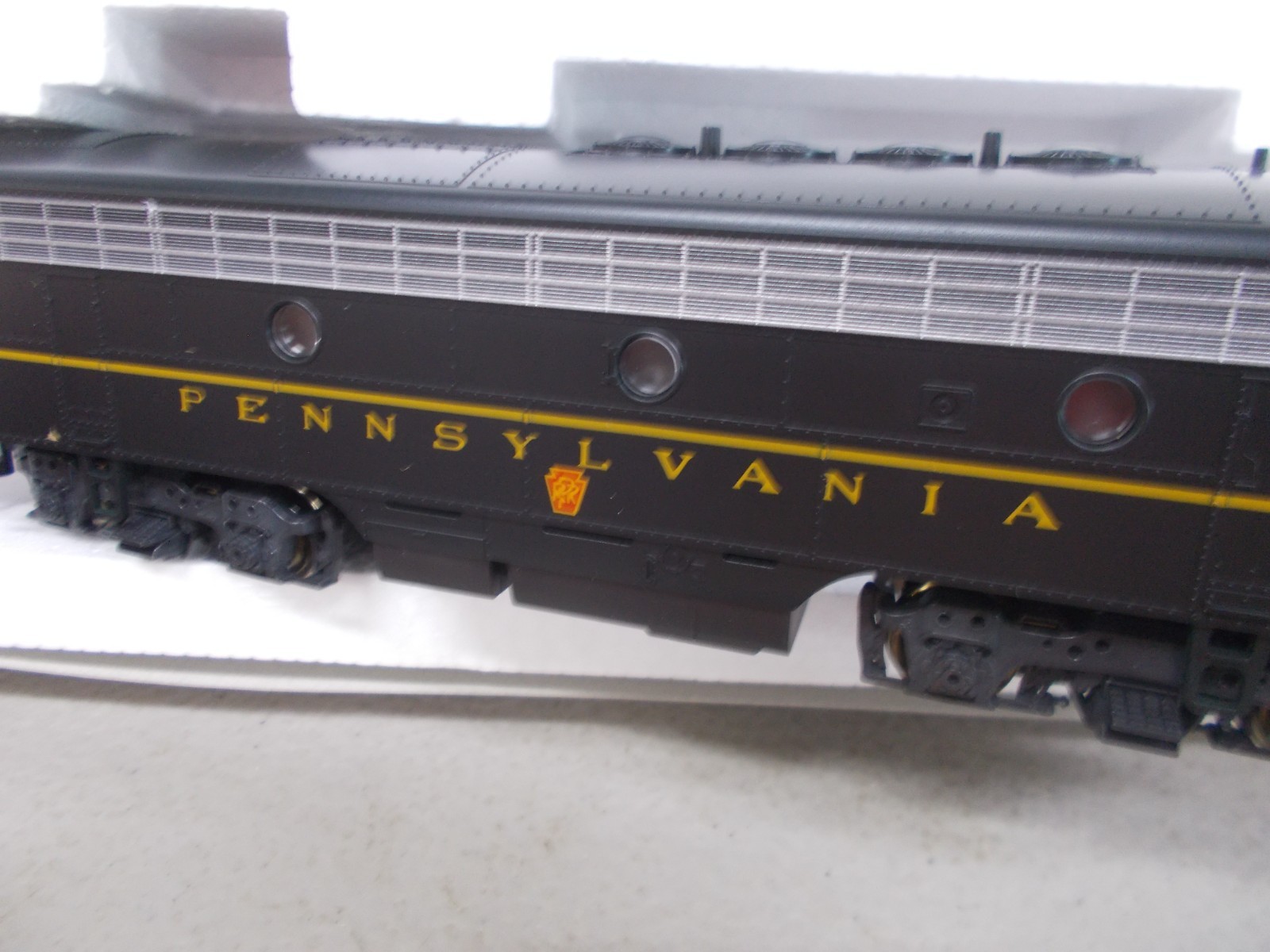 STEWART / KATO # 8441~ PENNSYLVANIA F3B PWD. LOCOMOTIVE ~ NIB ~ HO SCALE ~LOT-TA