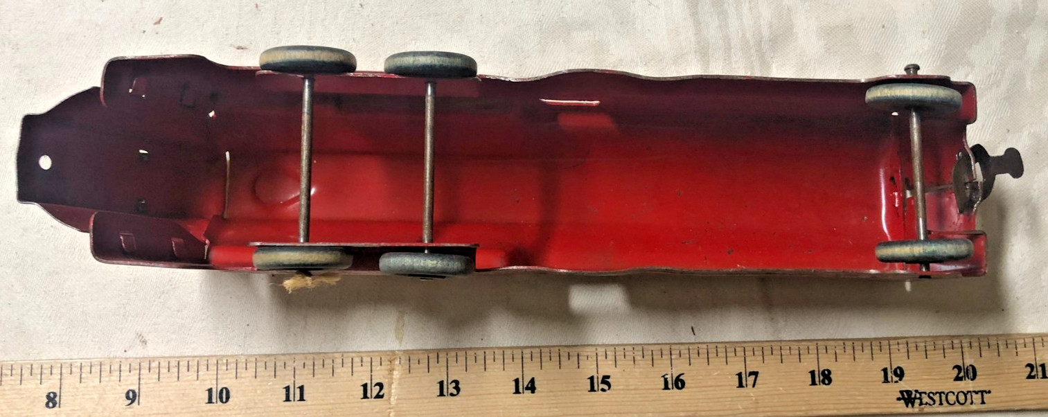 Marx Lumar Lines Red Floortoy Train Engine Stamped Steel – complete (#2)