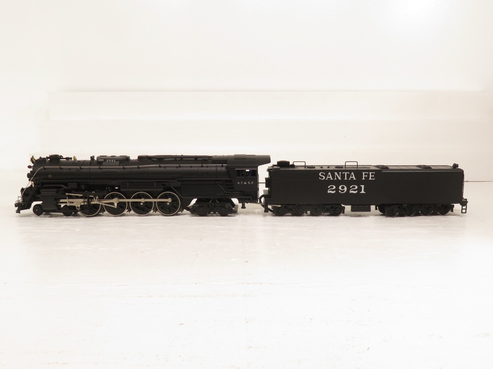 MTH MT-3015L Santa Fe 4-8-4 Northern Steam Loco w/Proto NIB