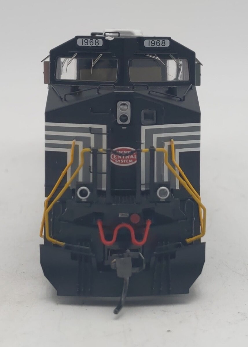 InterMountain 49762-02 HO Scale New York Central #1968 ES444AC Diesel Locomotive