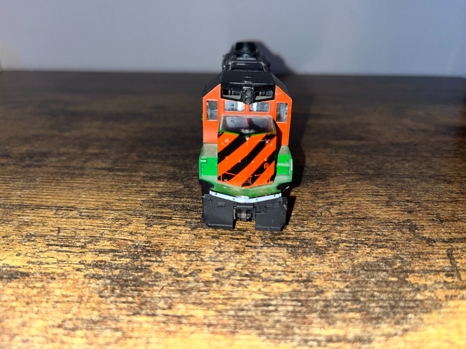 HO Burlington Northern train 7123 Athearn Walthers? green/black see description