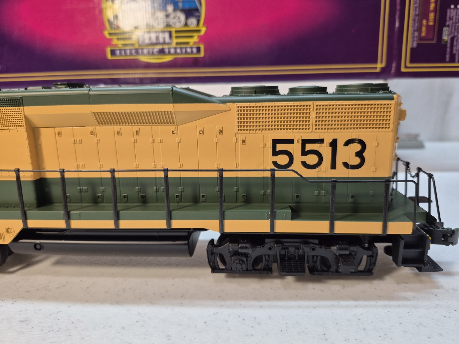 MTH O Gauge MT-2073L Reading EMD GP-30 Diesel w/Horn LN