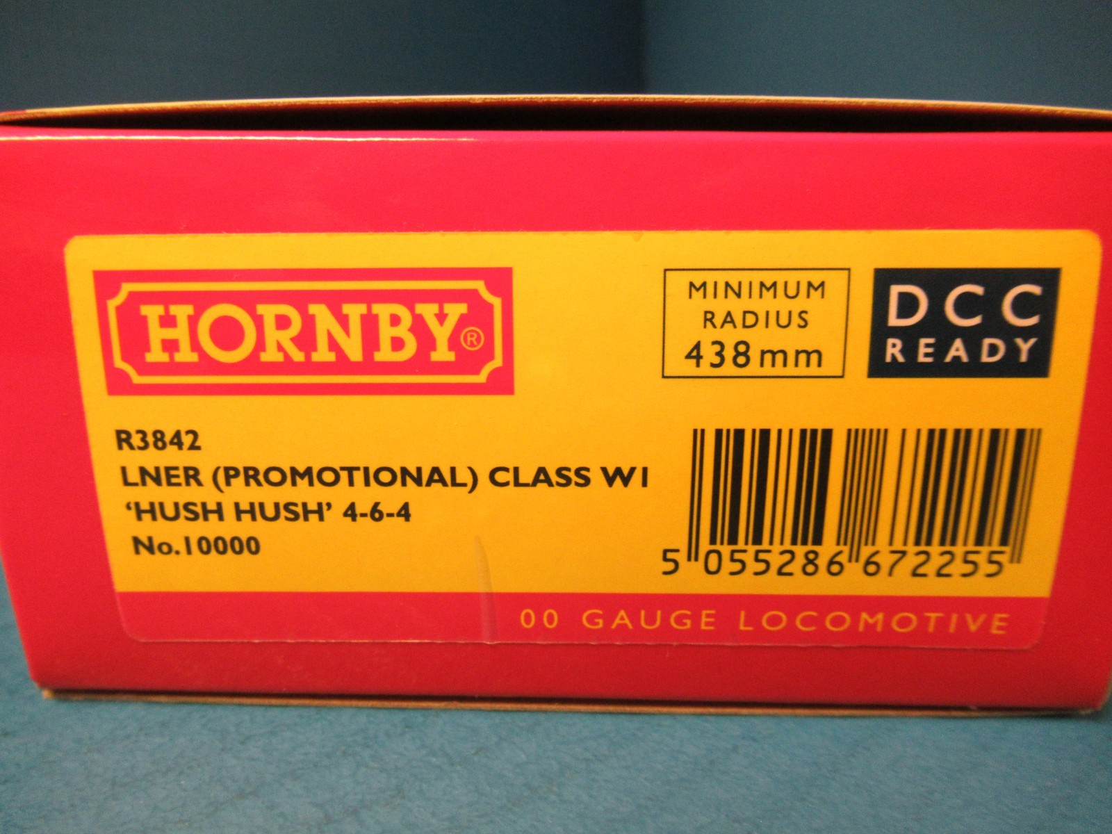 New , Hornby , R3842 , Hush Hush , Steam engine , OO Gauge , NO. 1000 , LNER ,