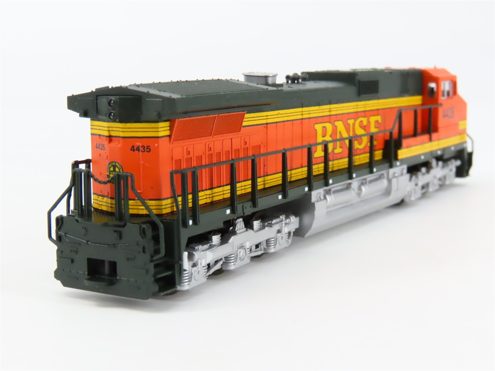 N Scale KATO 176-3200 BNSF Railway C44-9W Diesel #4435 – Custom – DCC Ready