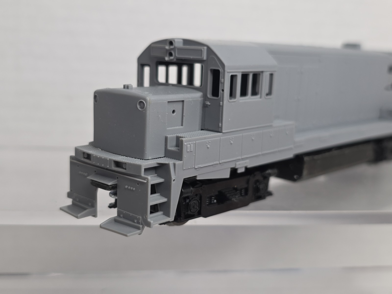 Stewart HO Scale 7000 Undecorated GE U25B Diesel Loco NOS Needs Motor Mounts (C)
