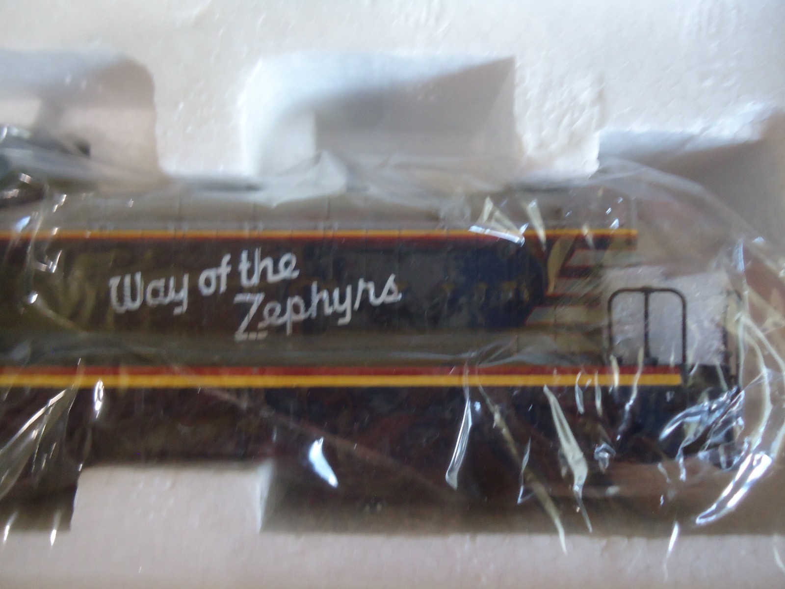 Broadway Limited Paragon Series HO Scale CB&Q EMD Switcher NW2 Phase V #9248