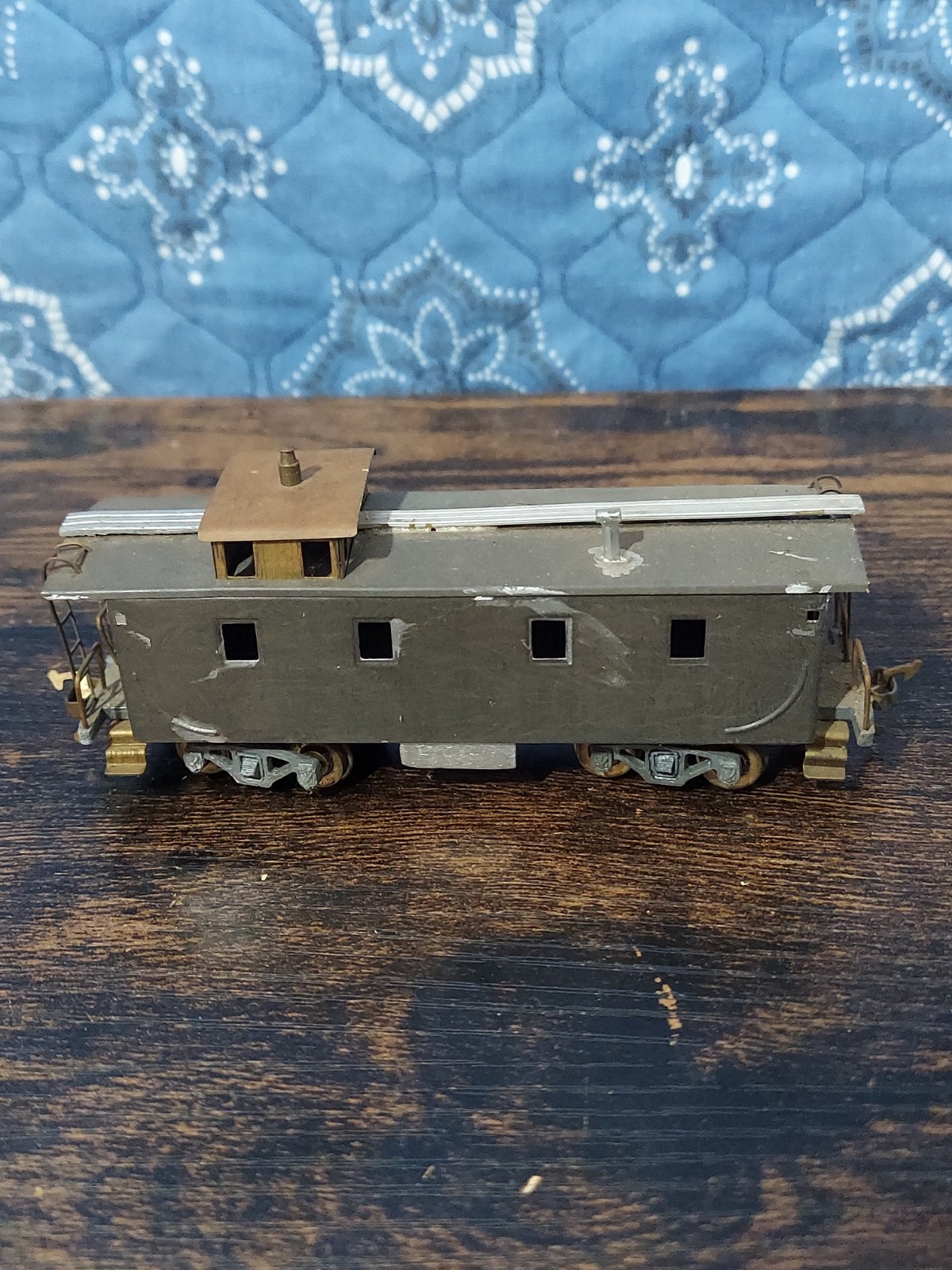 Vintage Brass painted Caboose HO Gauge Train Car Model Gray Silver Brass