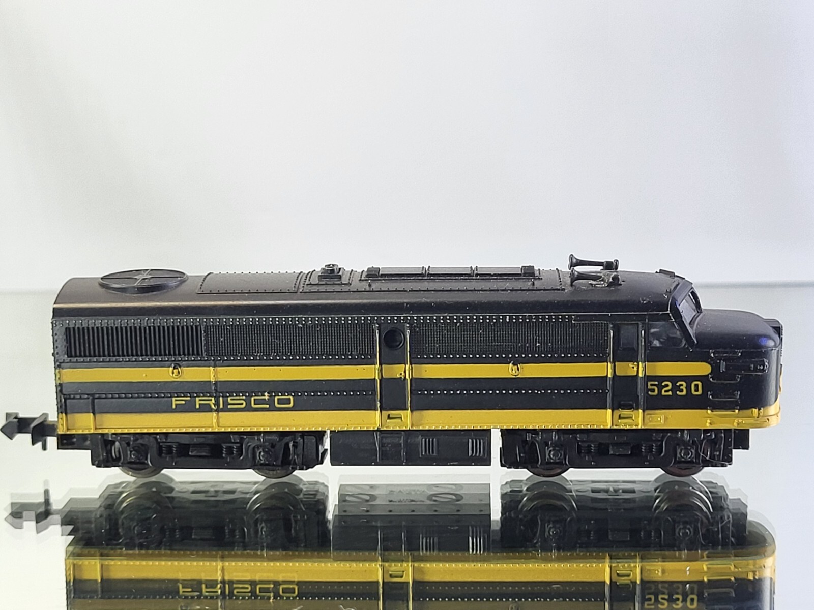 Atlas 4105 N Frisco FA-1 Diesel Locomotive In Original Box