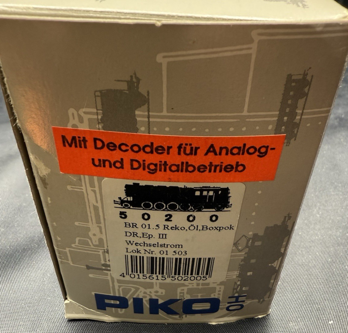 PIKO 50200 ELECTRIC LOCOMOTIVE AND TENDER HO SCALE IN BOX MADE GERMANY