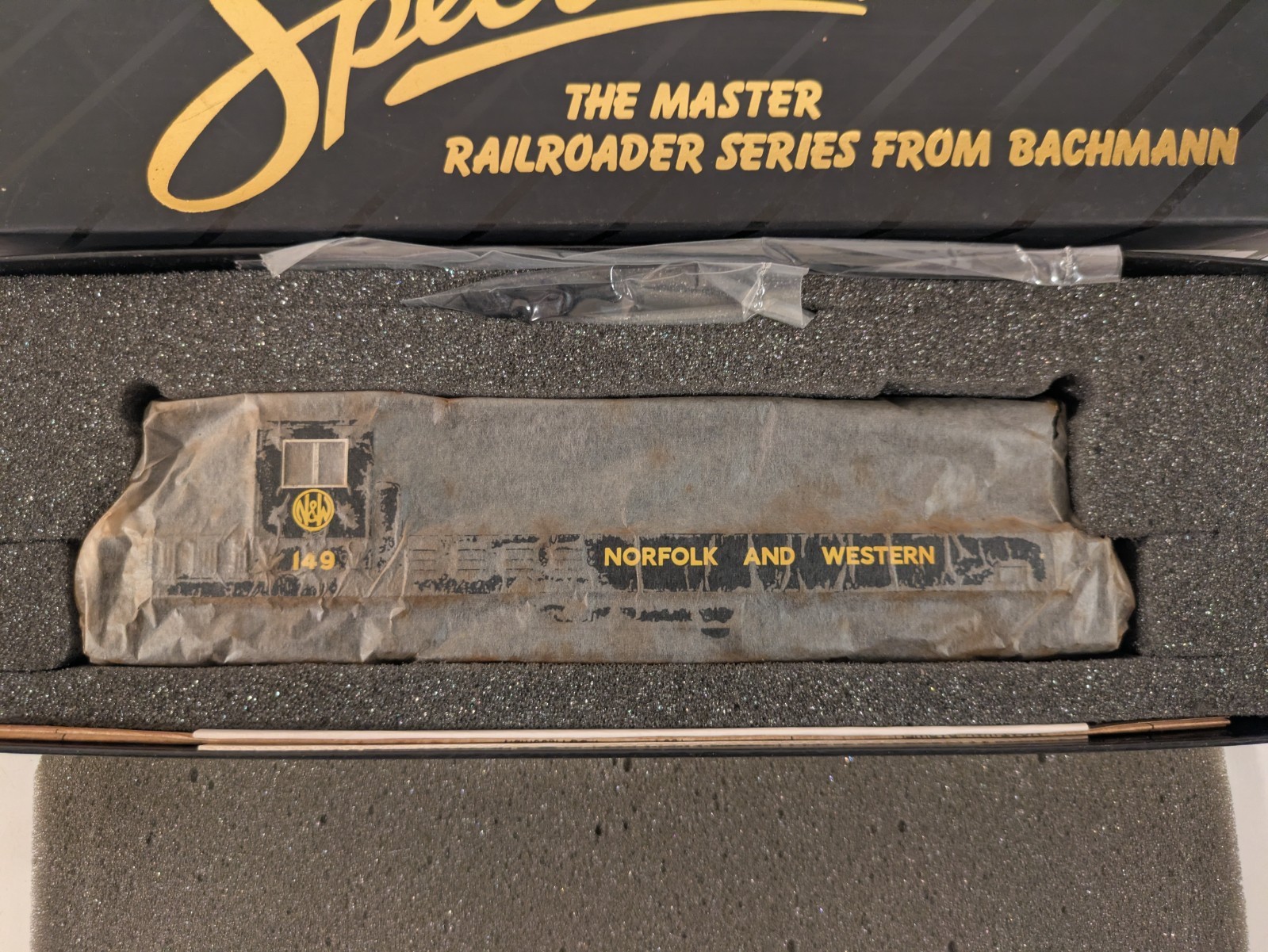 HO FM H-16-44 Baby Trainmaster NW Norfolk & Western DC NIB NOS # 81213