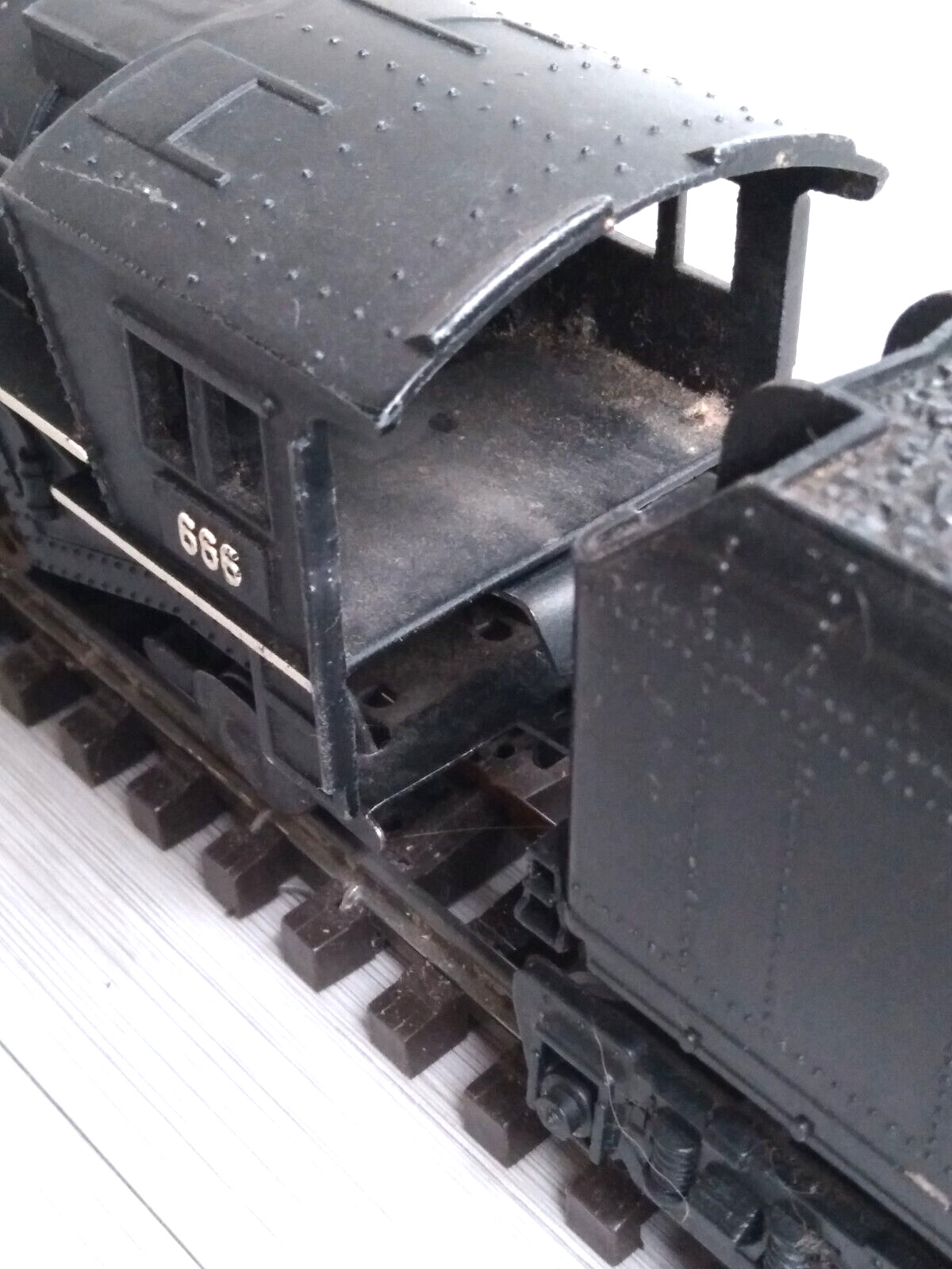 vintage MARX 666 Cast Metal Steam Engine with Allstate Tender- Works with Lionel