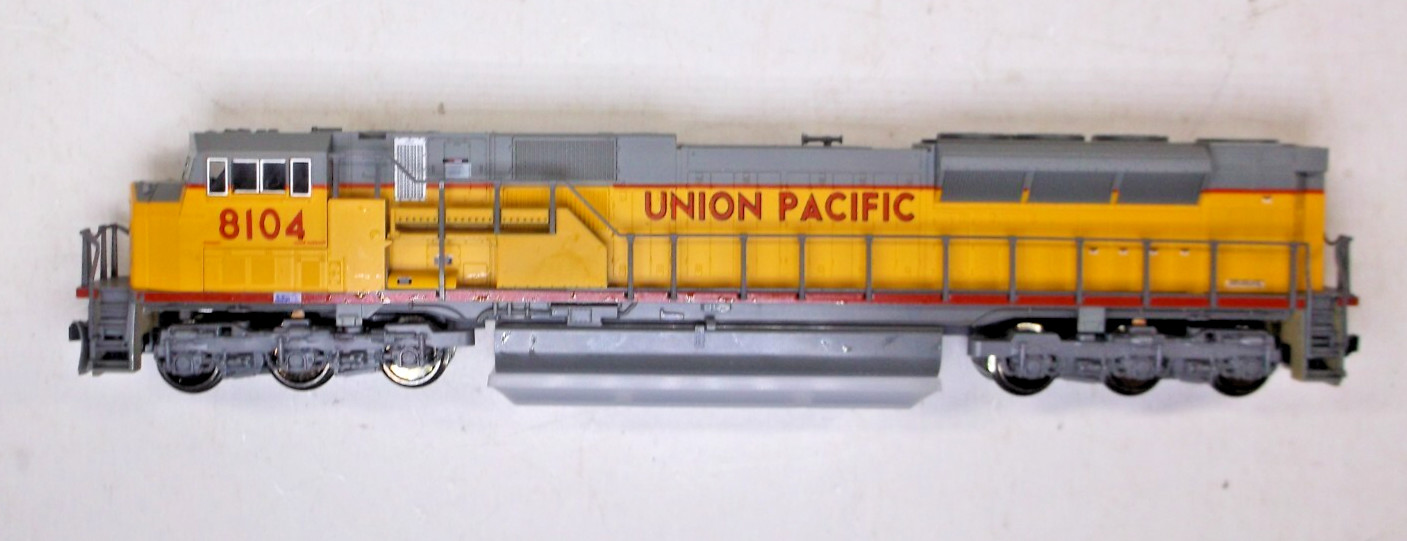 N gauge Kato Union Pacific SD90/43 Mac diesel engine in original box (lot 1146)