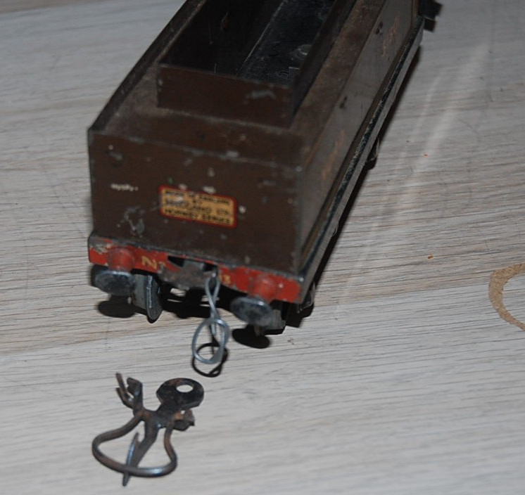 HORNBY O GAUGE CLOCKWORK 3C NORD LOCOMOTIVE AND TENDER IN BROWN LIVERY