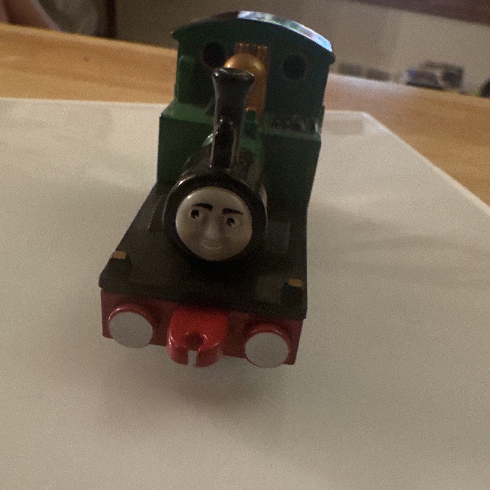 Smudger HO Gauge Steam Locomotive Engine Toy Train, Green/Black/Red