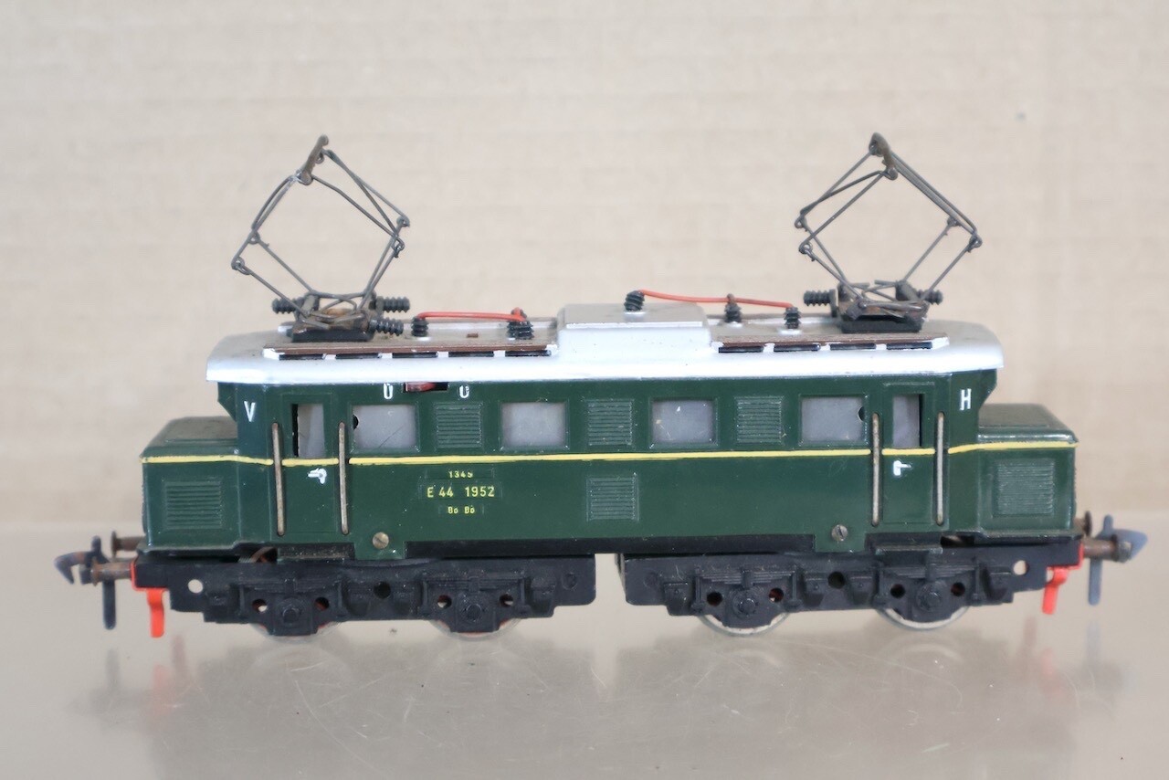 FLEISCHMANN 1335 G VINTAGE DB CLASS BR E44 1952 E-LOK LOCOMOTIVE on
