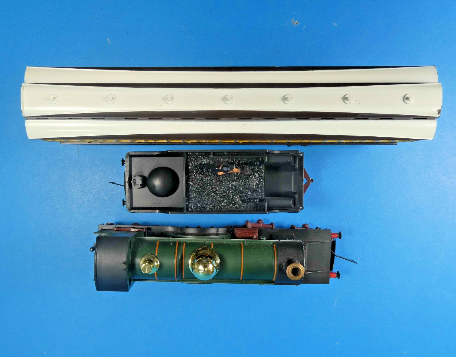 TRI-ANG RAILWAYS OO LORD OF THE ISLES BOXED SET R.640F for EXPORT – 1960’s