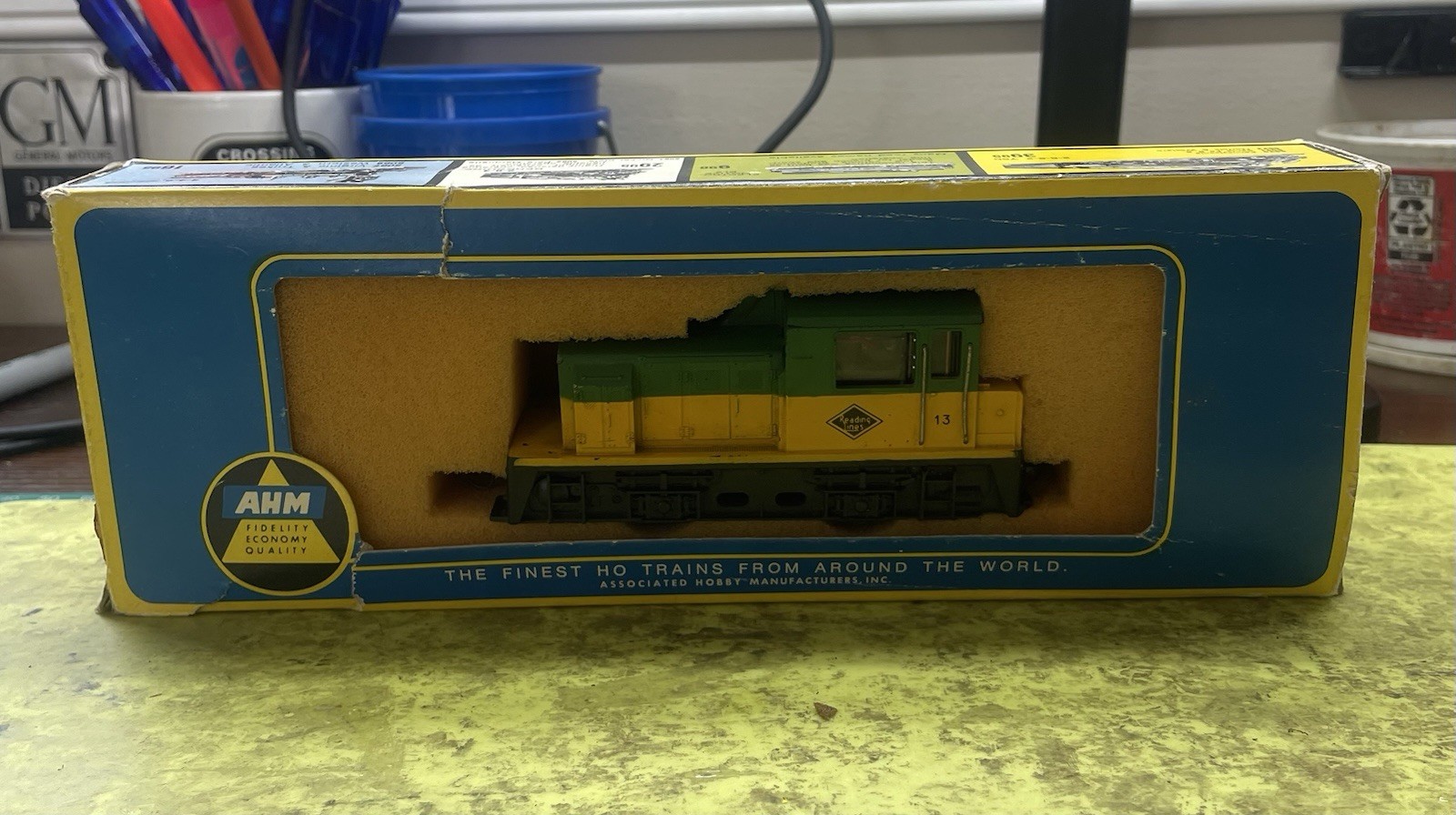 AHM Mehano Reading Lines #13 Switcher Diesel Locomotive Engine Serviced Lot B21