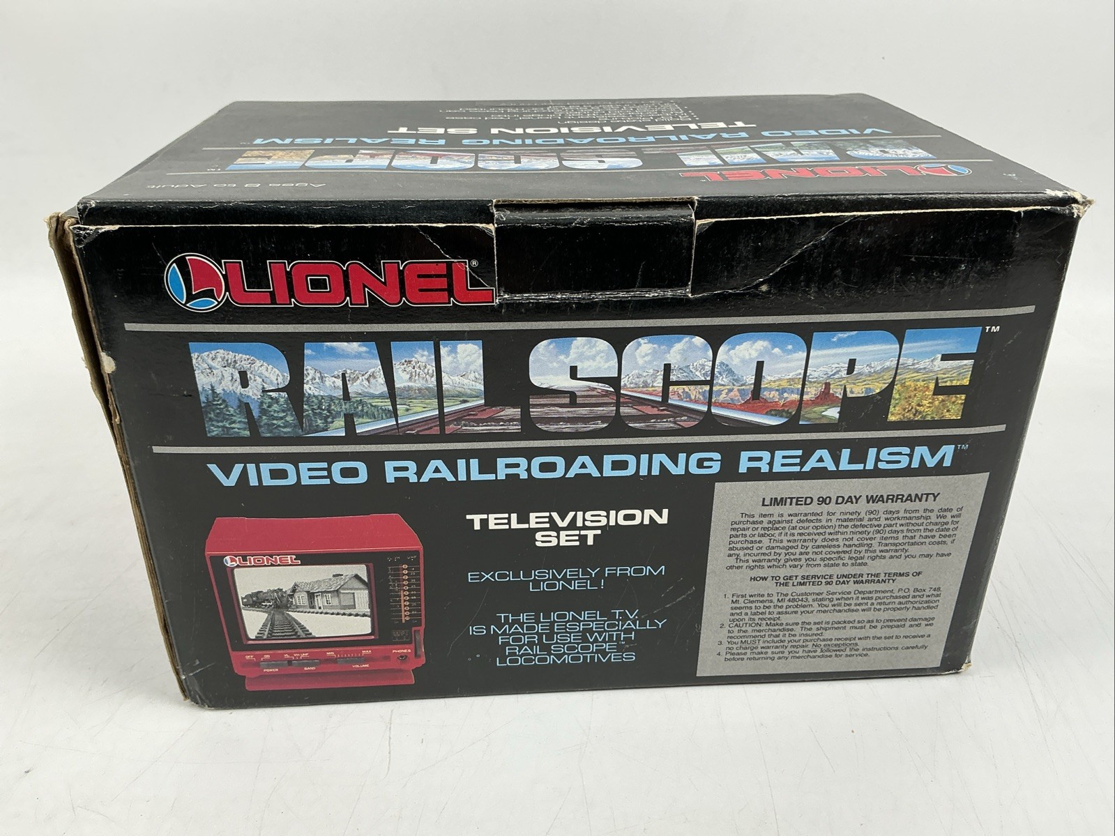 Lionel O Guage 6-33000 and 6-33002 Rail Scope Train & Television Set