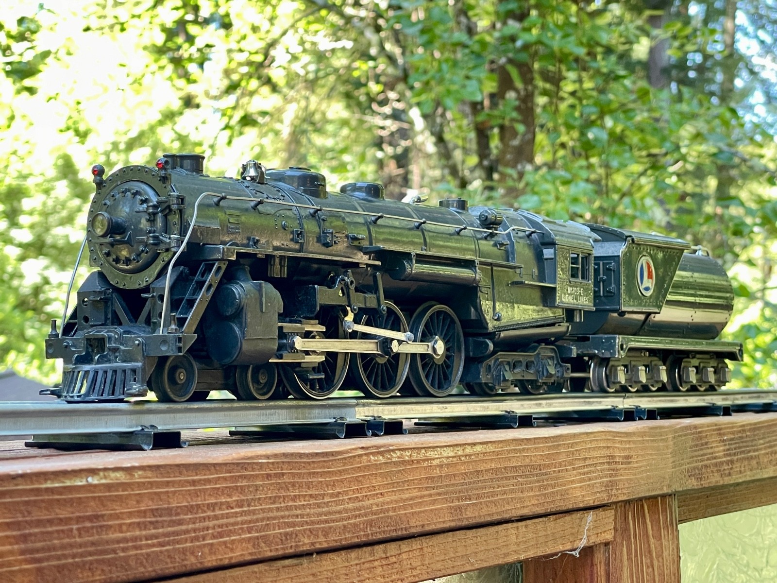 Lionel prewar 763-E Hudson locomotive with 2263W Tender. Spectacular, runs well