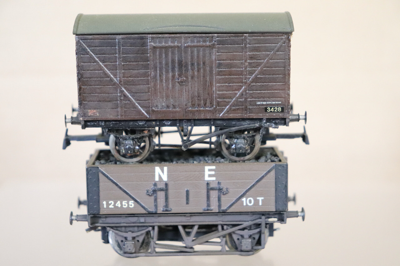 AIRFIX HORNBY KIT BUILT NCB 0-4-0 ASPINAL TANK LOCO & COAL WAGON SET nz