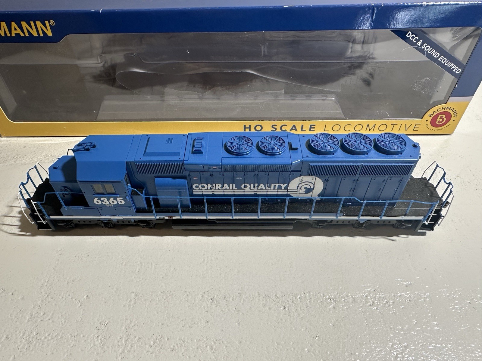Bachmann HO 1:87 Conrail Diesel Locomotive #6365 DCC Fitted Sound