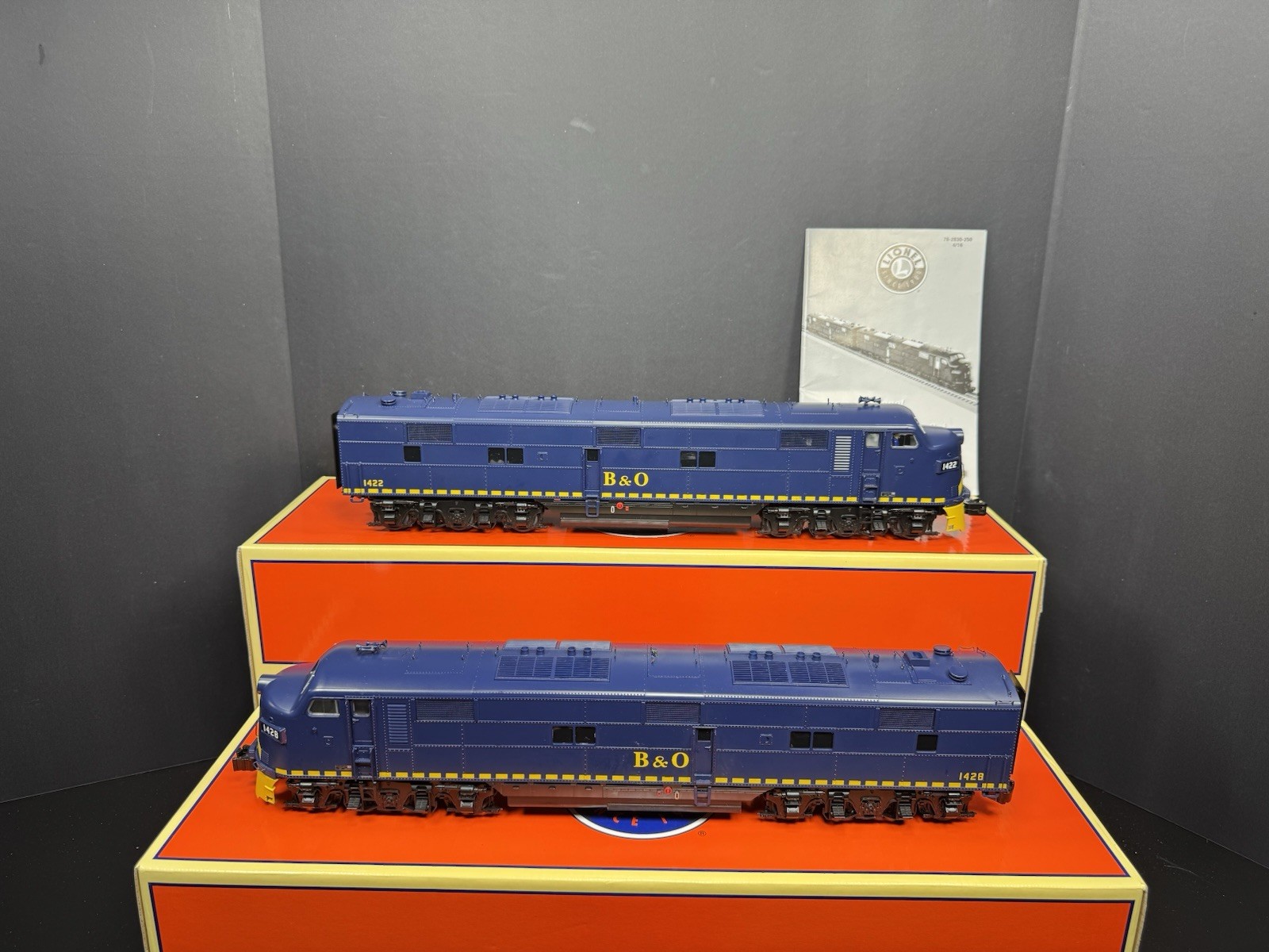 Lionel LEGACY 6-82829 Baltimore & Ohio E-7 diesel engine AA set #1422 #1428 EX