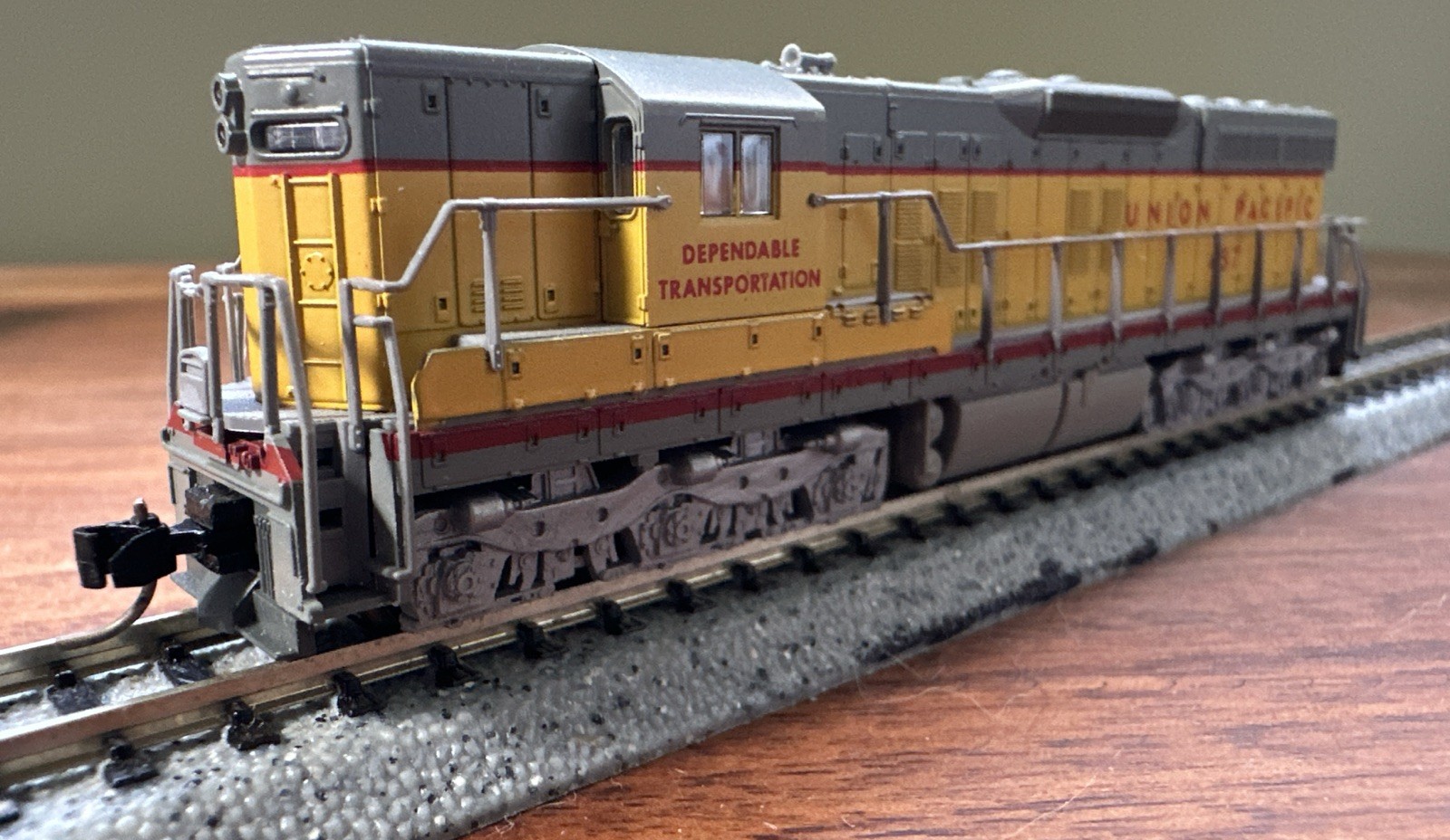 Atlas N Scale #4512 SD-7 Locomotive Union Pacific #457 Tested NOS NY