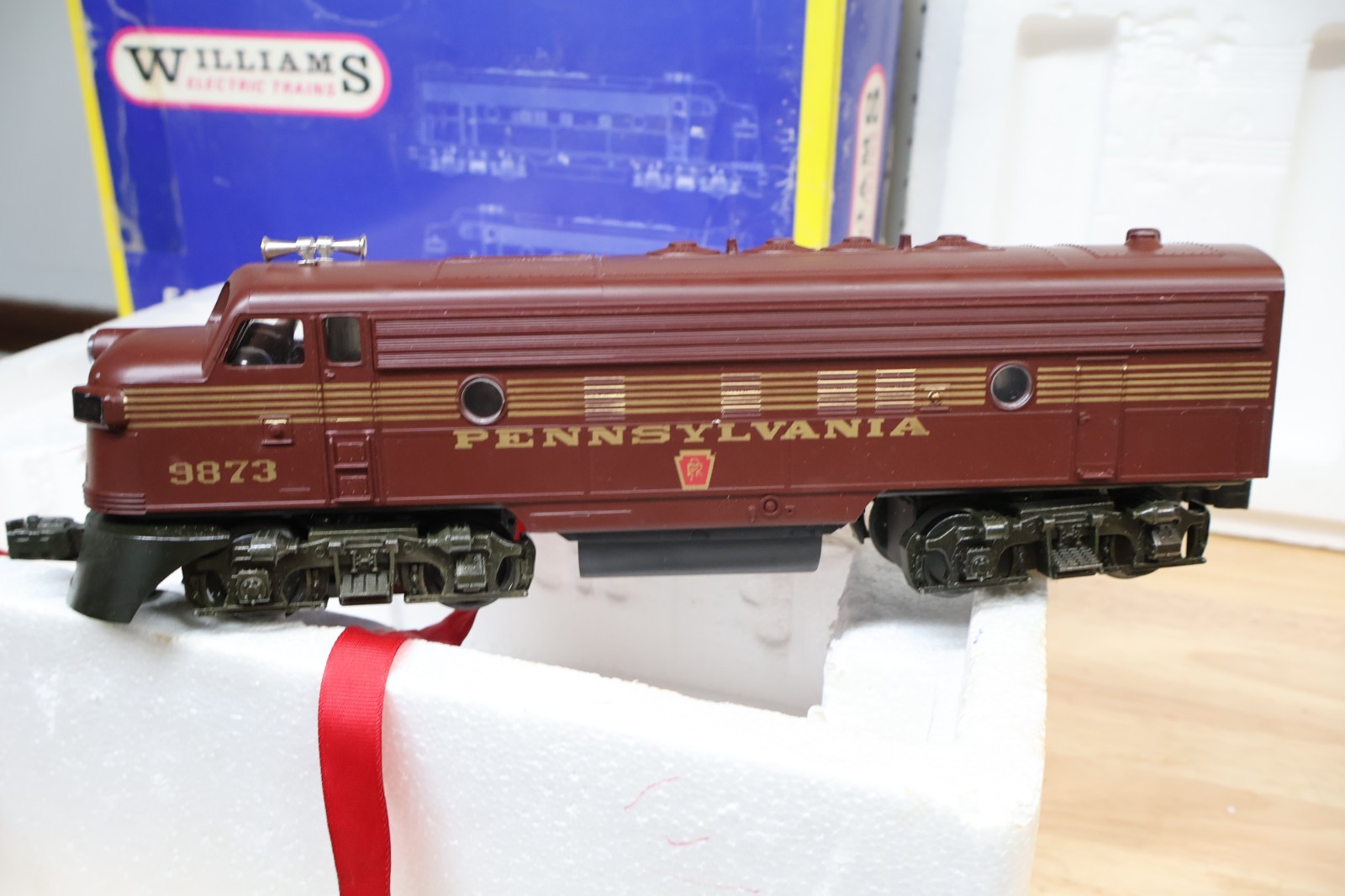 Williams 4305 O Pennsylvania F7 AA Tuscan Red Diesel Locomotives Model 9682 9873