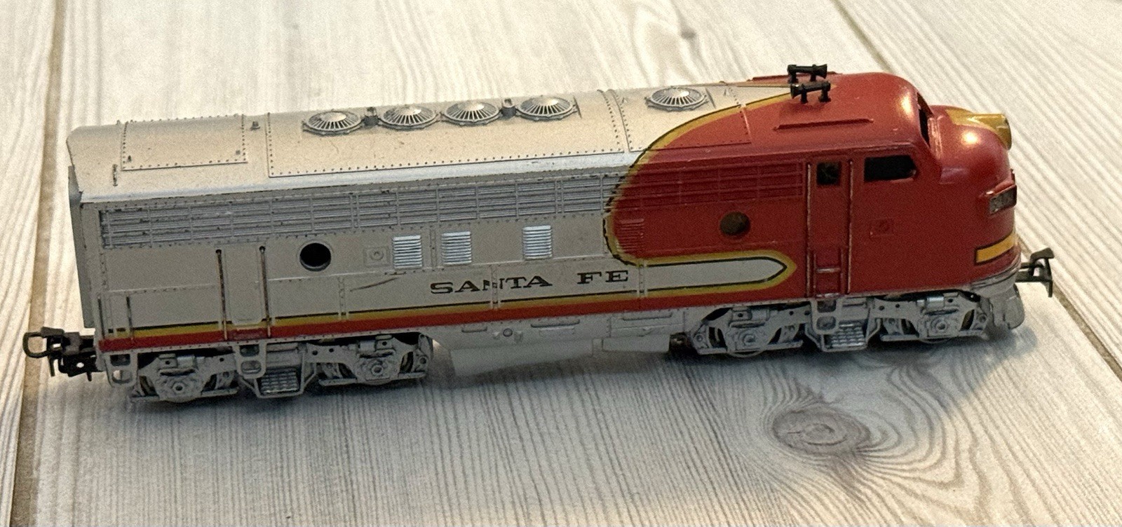 MARKLIN 3061 HO SANTA FE AMERICAN DIESEL LOCOMOTIVE VINTAGE MODEL TRAIN