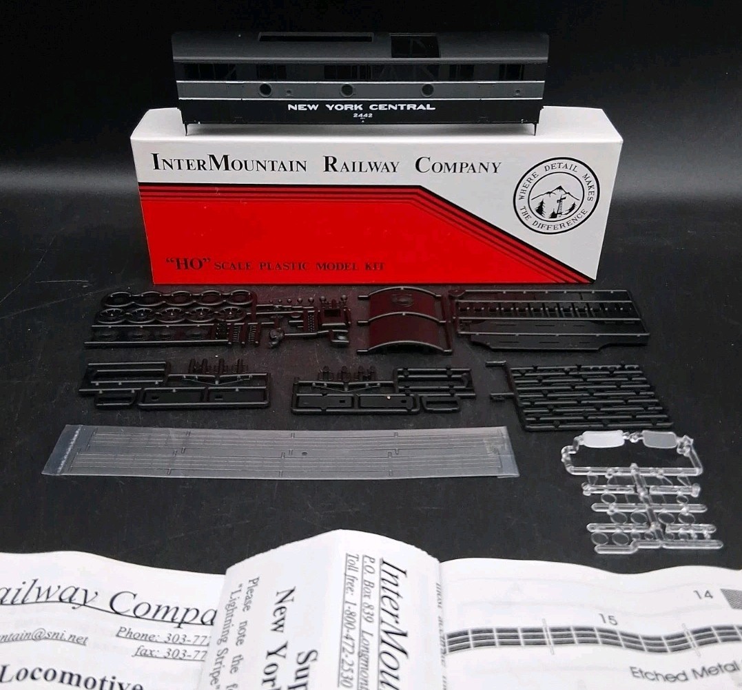 Intermountain Railway F-7B HO Gauge 44501-04 NYC Lightning Stripe Shell Kit 2442