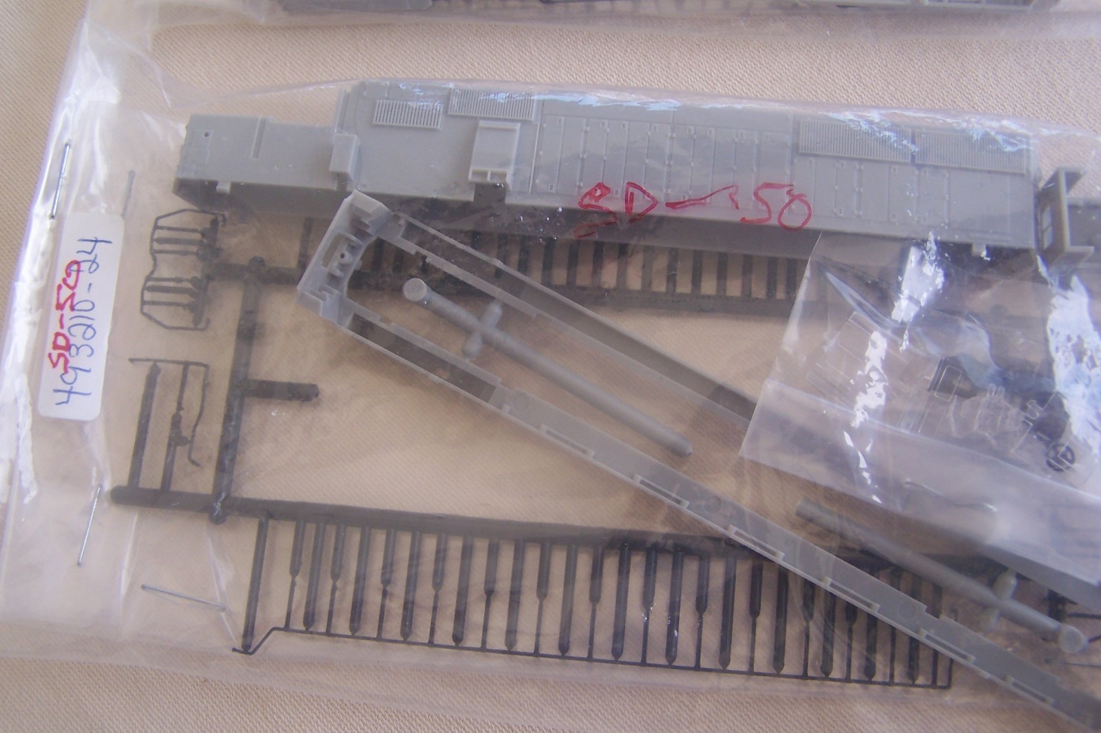 TWO COMPLETE Atlas 493210 N Scale SD-50 Locomotive Body Shell Assy Undecorated