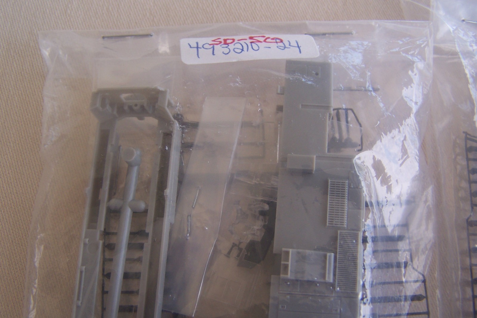 TWO COMPLETE Atlas 493210 N Scale SD-50 Locomotive Body Shell Assy Undecorated