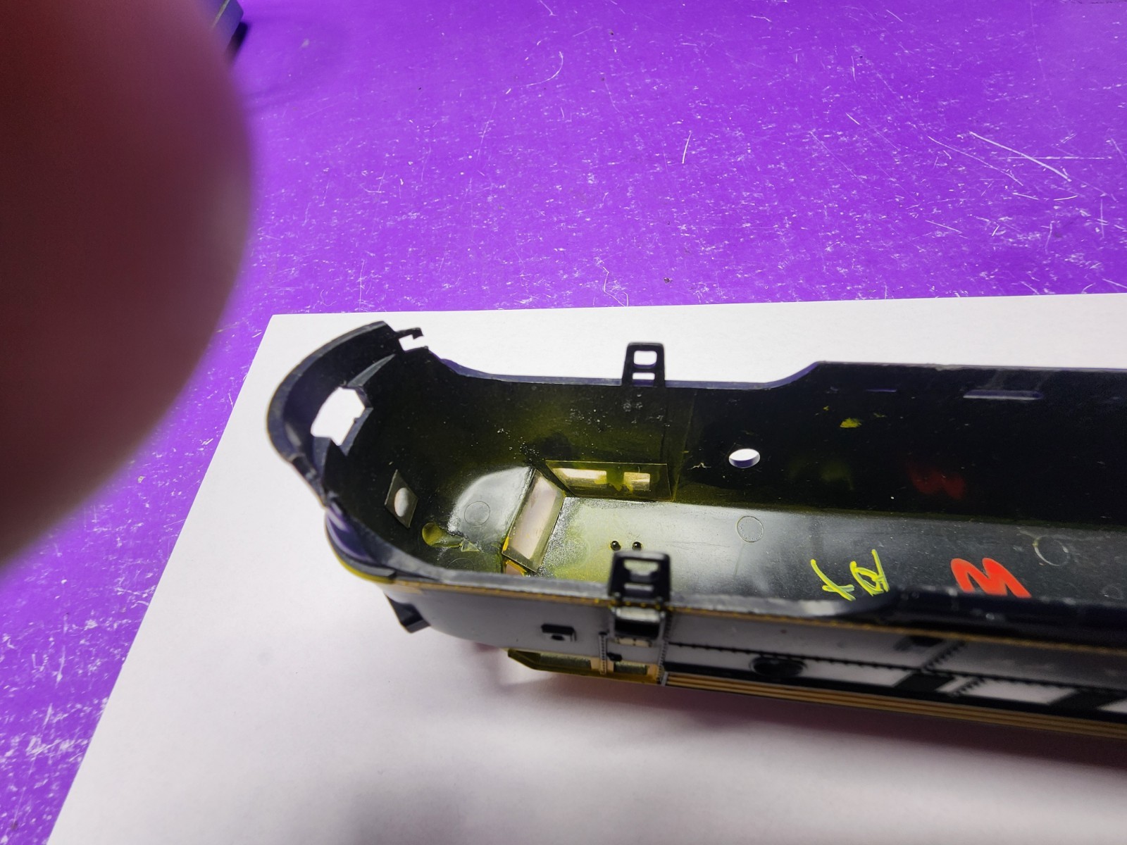 AS IS DUMMY HO SCALE SANTA-FE ATHEARN F7A LOCOMOTIVE OLD STYLE ALL PLASTIC LOT