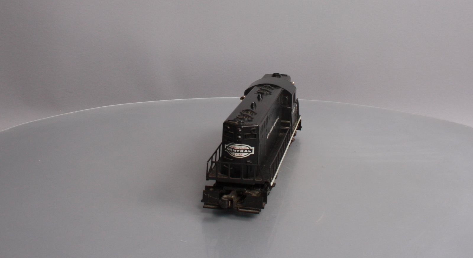 Lionel 6-18513 O Gauge New York Central GP-7 Diesel Locomotive #7420 NIB